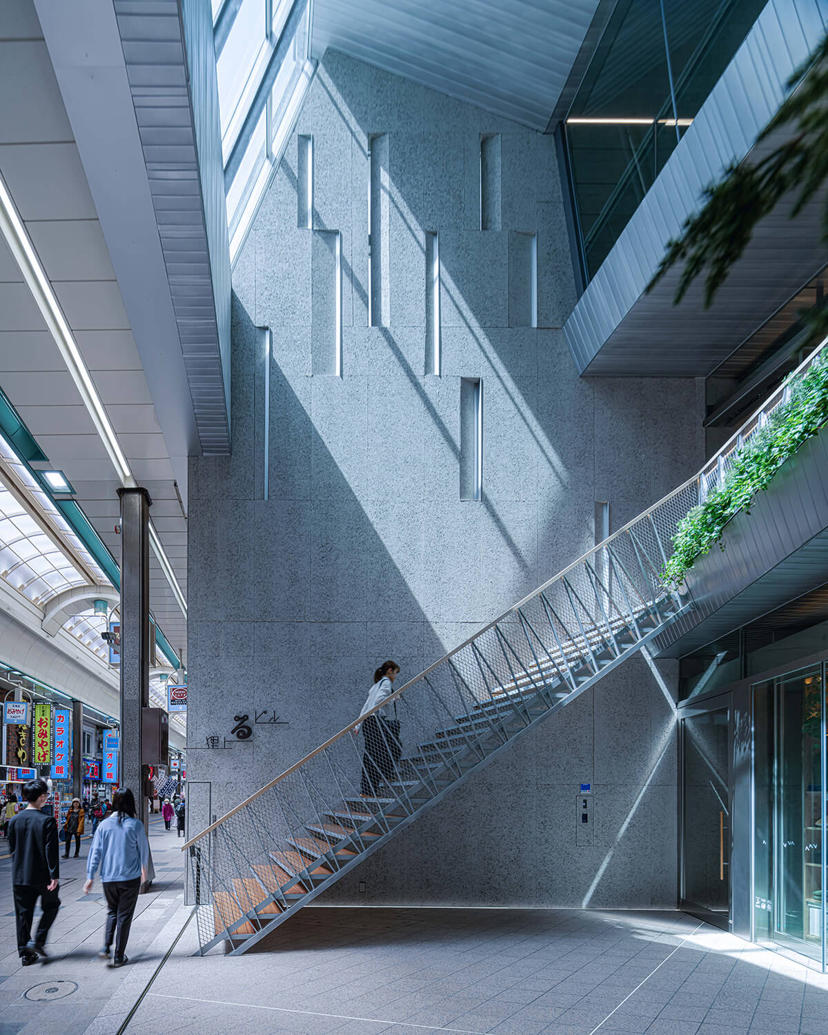 Tanuki Noboru Building by MOTIVE Inc.